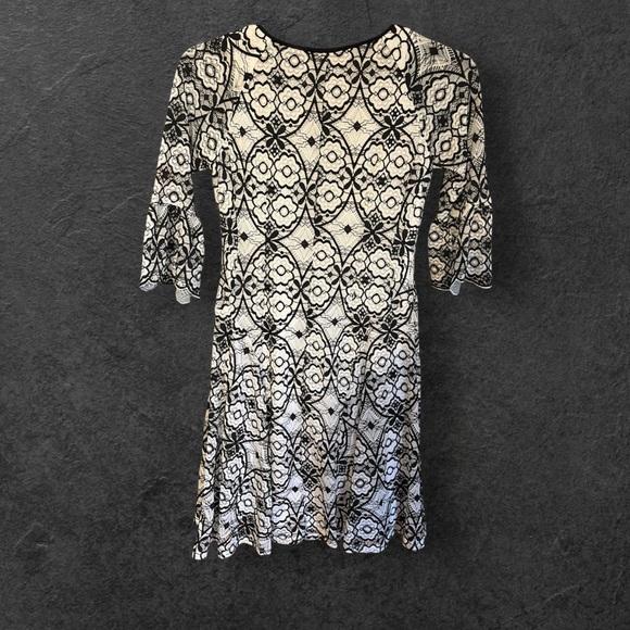 Never worn! Rabbit Rabbit Rabbit Black and White Geometric Dress - Picture 2 of 4